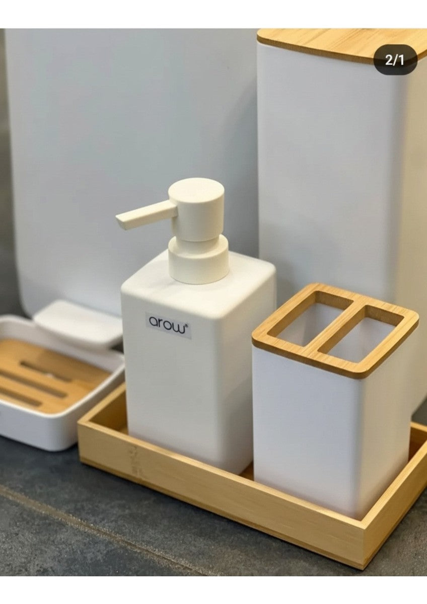 Arow Williams Bambu Kapaklı 5 Parça Banyo Seti - Krem
